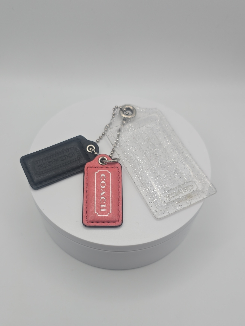 Coach Clear Glitter Hard Hang Tag Pink/Black Hang Tags Keychain/Bag Charm(EUC)💗